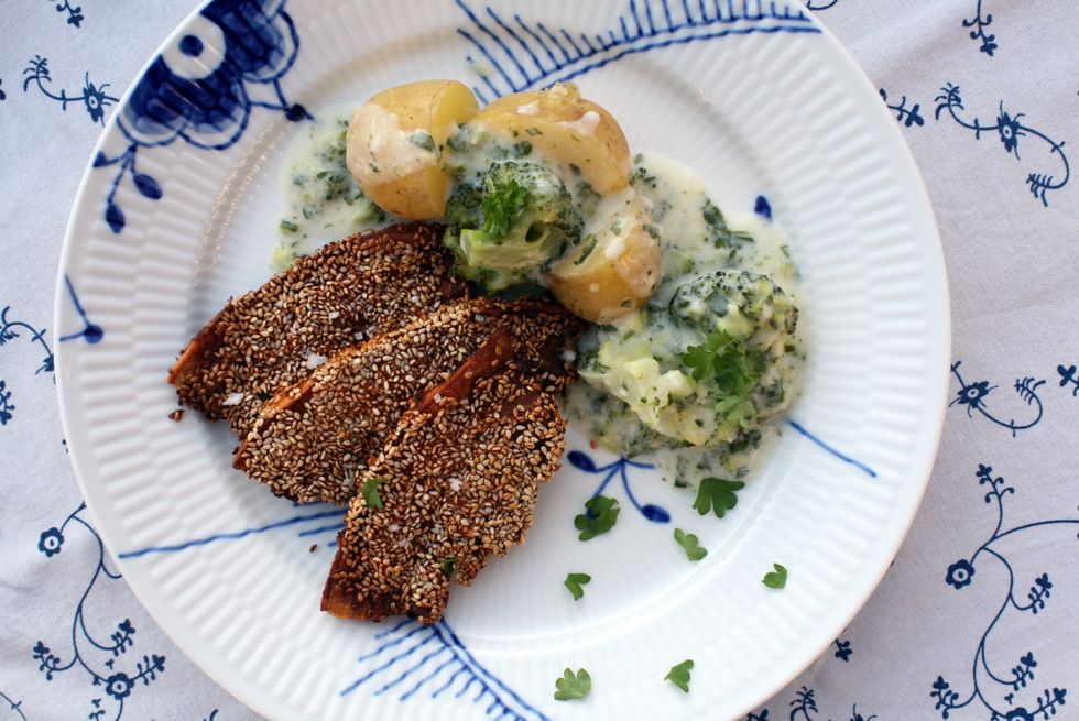 sund stegt flæsk med persillesovs sund stegt flæsk med persillesovs